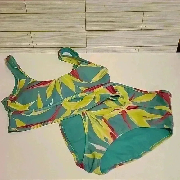 Old Navy 2 piece swimsuit swim set size small - Picture 1 of 9